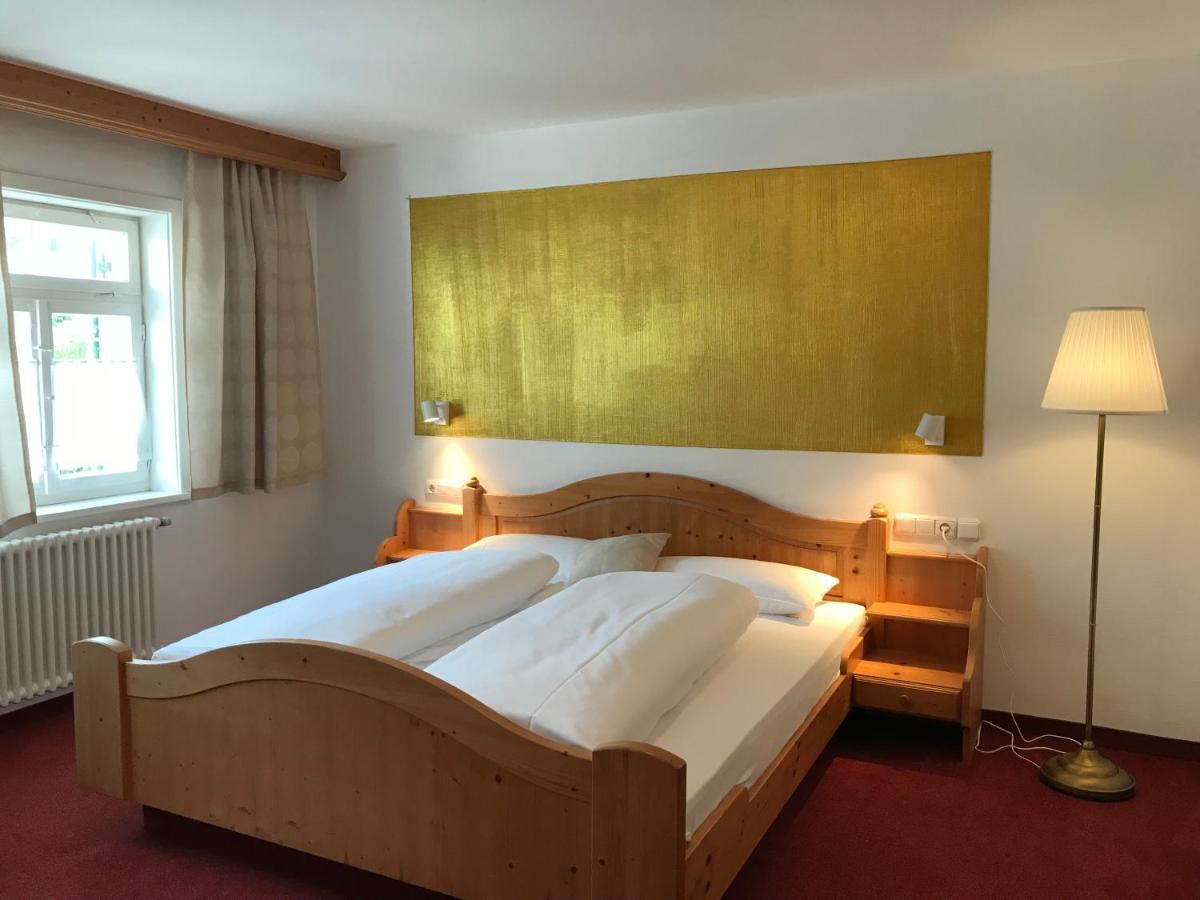 Hotel Hohe Schule Bad Überkingen Chambre photo